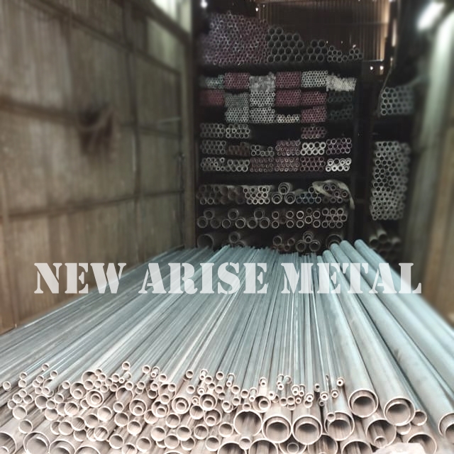 SS 304 Welded Pipe Stockist, Dealer & Exporter